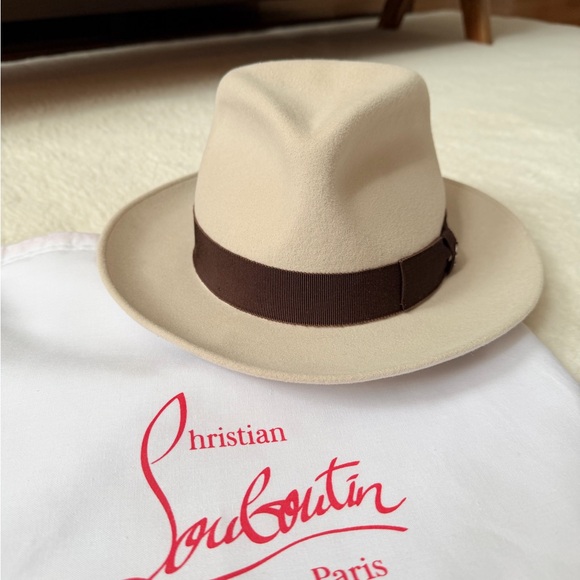 Christian Louboutin Cream Fedora with Red Interior - Picture 2 of 8